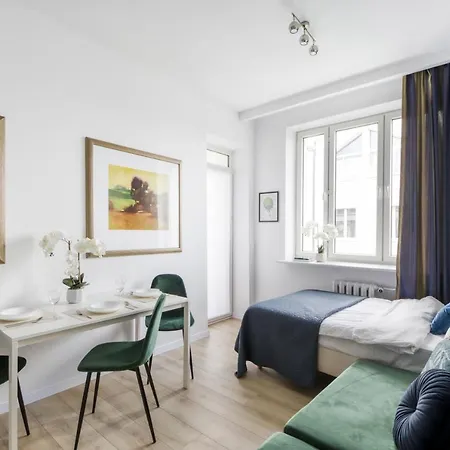 23 Unit Miniapartments Lotnisko Okecie Fajne Ministudio Przy Bitwy Warszawskiej Apartment Warsaw